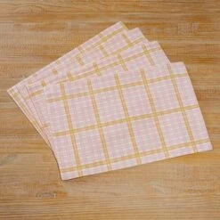 The Lakeside Collection Springtime Plaid Set Of 4 Placemats Or Runner -Home Properties GUEST 4a7f0a10 3a61 4199 8478 6898da541ed4