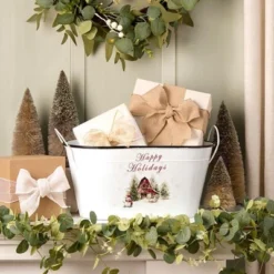 The Lakeside Collection Holiday Metal Storage Bin - Barn -Home Properties GUEST 7b3eeb4d 4586 46f2 8a04 e9cd74704f3f