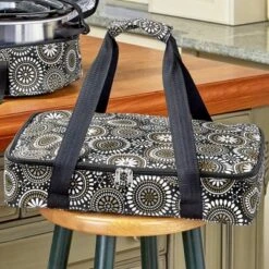 Insulated Casserole Carrier With Handle -Home Properties GUEST 87235b4e b1ae 4748 acaa 21849fe355f2
