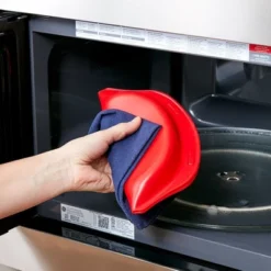 The Lakeside Collection Silicone Egg Omelet Maker Red -Home Properties GUEST 930990b4 cab0 4c6a 8949 9f5bbd1e2d60